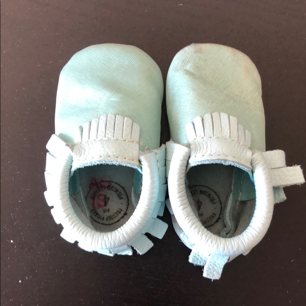 Light Turquoise Freshly Picked Moccasins Sz 4